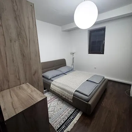Apartment Sweet *